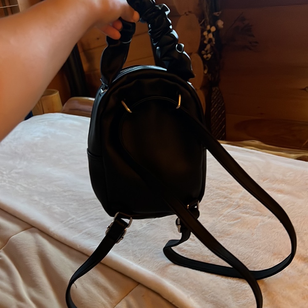 Mini back pack - Picture 2 of 5
